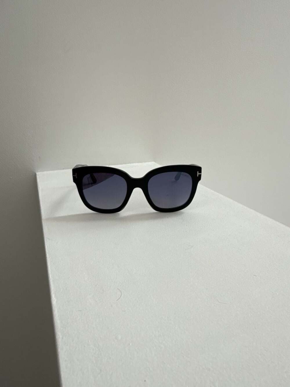 Tom Ford Beatrix-02 FT0613 Square Sunglasses Black